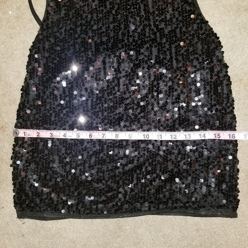 🛑 sold 🛑 HOT 🔥 SEQUINED UNIQUE PARTY DRESS - Picture 4 of 4